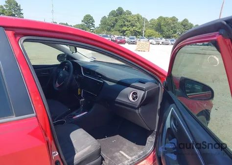 2017 Toyota Corolla Le z USA, uszkodzony, nr VIN 2T1BURHE9HC923466